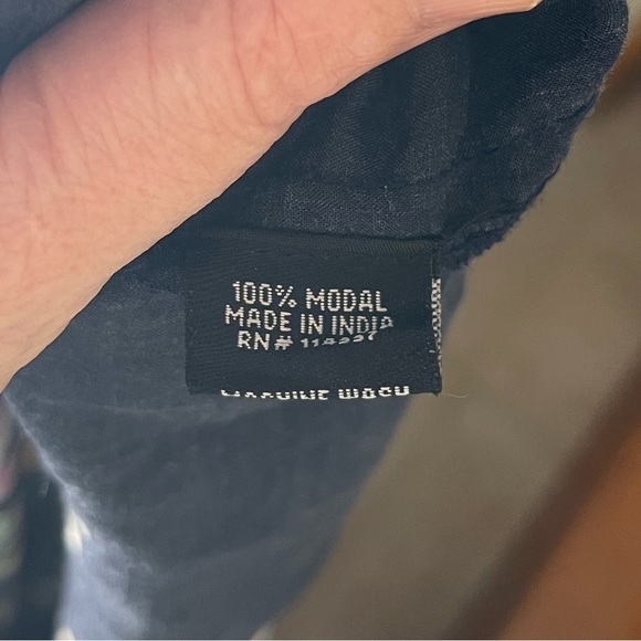 Anthropologie Feathers by Tolani Floral Tunic with Yellow Sleeves Size Medium - Picture 6 of 8